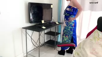 Erin Electra_Stepmom Gets Stuck in a Desk and Stepson Fucks her