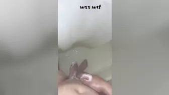 Asian gives Blowjob in Shower_creamy_asian_720p