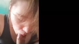 Daddy Lessons - Cute Teen with Braces Learns how to Give her first Blowjob¡_ScarlettKnightley_720p