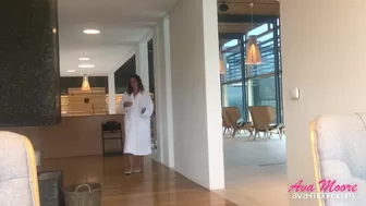 avamoorex big breasted