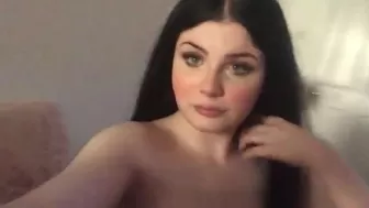 Maddy aka babymaddyxo  action rubbing  cam show slim girl