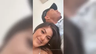 Ricky Johnson  teasing his gap with her middle finger