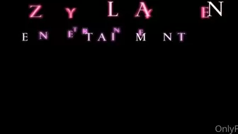 Lizzy Laynez aka lizzylaynez  blissful confused