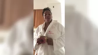 twounique87 rubbing  herself in a private chat