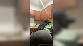 meetsuzymarie live chat show petting hairy pussy