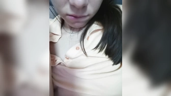Lilina-popa _ Alina-feya авантажно по ласкала свою пилотку и попку