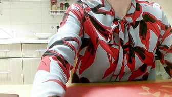 SpartakCHemp не желает что бы на нее просто так дрочили