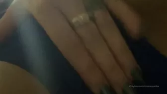 miss raquel Seductive babe masturbates shaved cunt