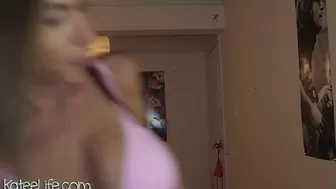 ka8eeowen  aka kateelife homemade vaginal sex on camera