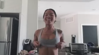 honey gold Cute chick jerks both holes