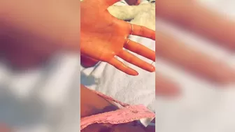gwen singer Cute bitch shows off her gorgeous body