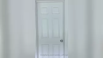 Ambsofficialxo onlyfans Beautiful babe shows boobs