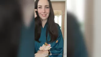 Aella Girl onlyfans fucking big dildo