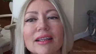 Violet Bliss (@violetbliss) onlyfans Fat bitch pulls pussy