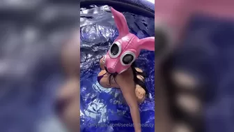 seelatinbeauty gorgeous slut in erotic outfit