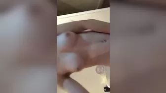 Laiste Girl Sexual mare fingering sex toys