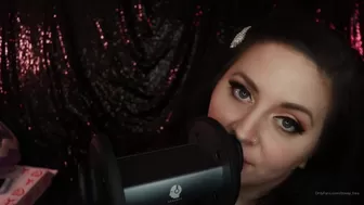 dovey Slender lady with a tattoo shows her charms