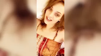 Lotti rose Sexy chick masturbates shaved pussy