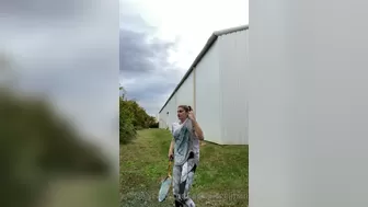 adispiegelman Gorgeous chick strips and jerks off her cunt
