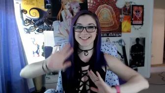 Sexy Aymee onlyfans Cute young lady puts on big tits