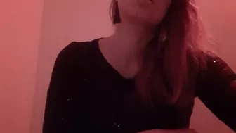 angelicamorango runet wriggles in front of webcam