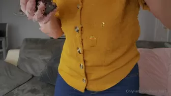 Holly Hart aka holly Spicy chick gently pulls pussy