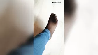 Foot Banged to the Ground_sowet992_1080p