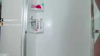 emilyjoneschat Cute hottie sucks rubber dick