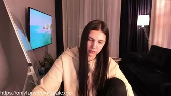 _goalexgo_ Spectacular bitch jerks off juicy pussy