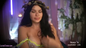 lucieoude_ Gorgeous girl caresses big tits