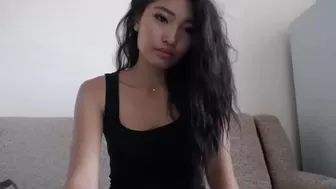 yummylipsx Babe in stockings passionately masturbating cunt