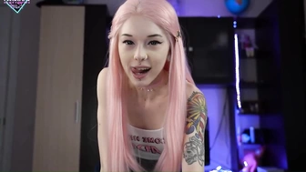 Daddysgirl Gives Footjob And Blowjob красивый клитор у малышки