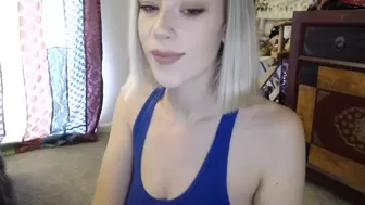 anya96 Wonderful body shows its body