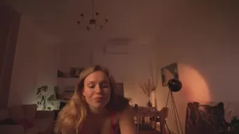 chillwithkira Passionate model zhahaet herself eldoy