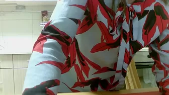 SpartakCHemp  dancing near the Christmas tree