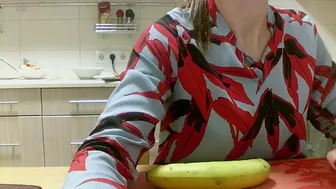 SpartakCHemp  Passionate skin jumps on a dildo