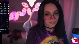 MalinaBo0m  Beautiful harlot dancing striptease
