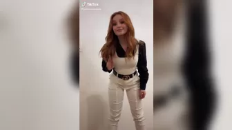 Larissa Manoela onlyfans Vicious female playing pranks