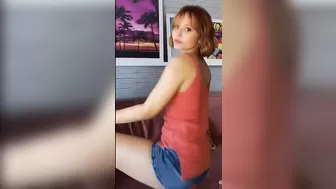 Abigale Mandler Gorgeous bitch bares her breasts