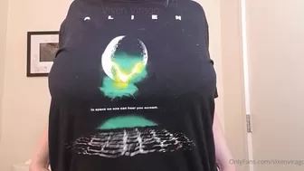 vixenvirago onlyfans Girls with tattooskarazhatsya on camera