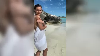 Rachel Cook, rachelc00k onlyfans Crazy puppet shows off shaved cunt