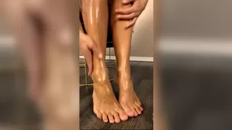 Rachel Cook, rachelc00k onlyfans Naughty kurva fingering vagina in the shower