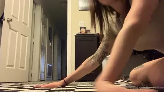 lilixdeanee onlyfans Lustful chick fingering pussy with sex toys