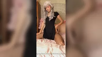 fulltimecrybaby onlyfans Sultry Nipple Jumps On Dildo