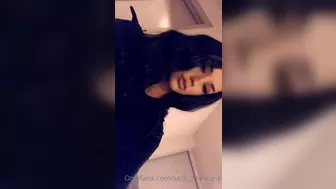 sara__mascara  Latin babe masturbates