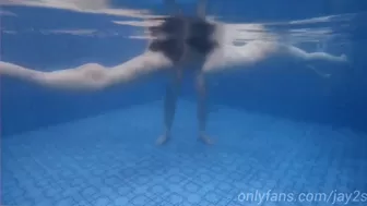 jay2s onlyfans slender chick jerks off