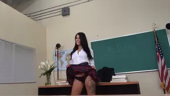 gvalentinaxxx onlyfans Skinny nipple pulls pussy with fingers