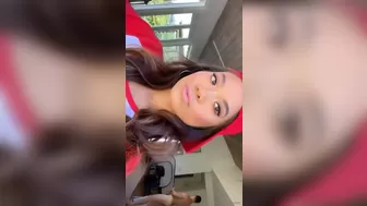 VinaSkyy onlyfans Bitch in stockings gets squirt