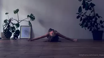Coco Mia aka coco miaa girl from naked chat