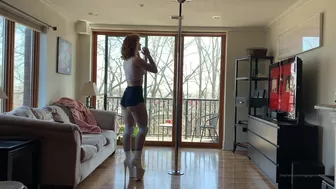 amygingerhart onlyfans Dizzy seducing with cool ass